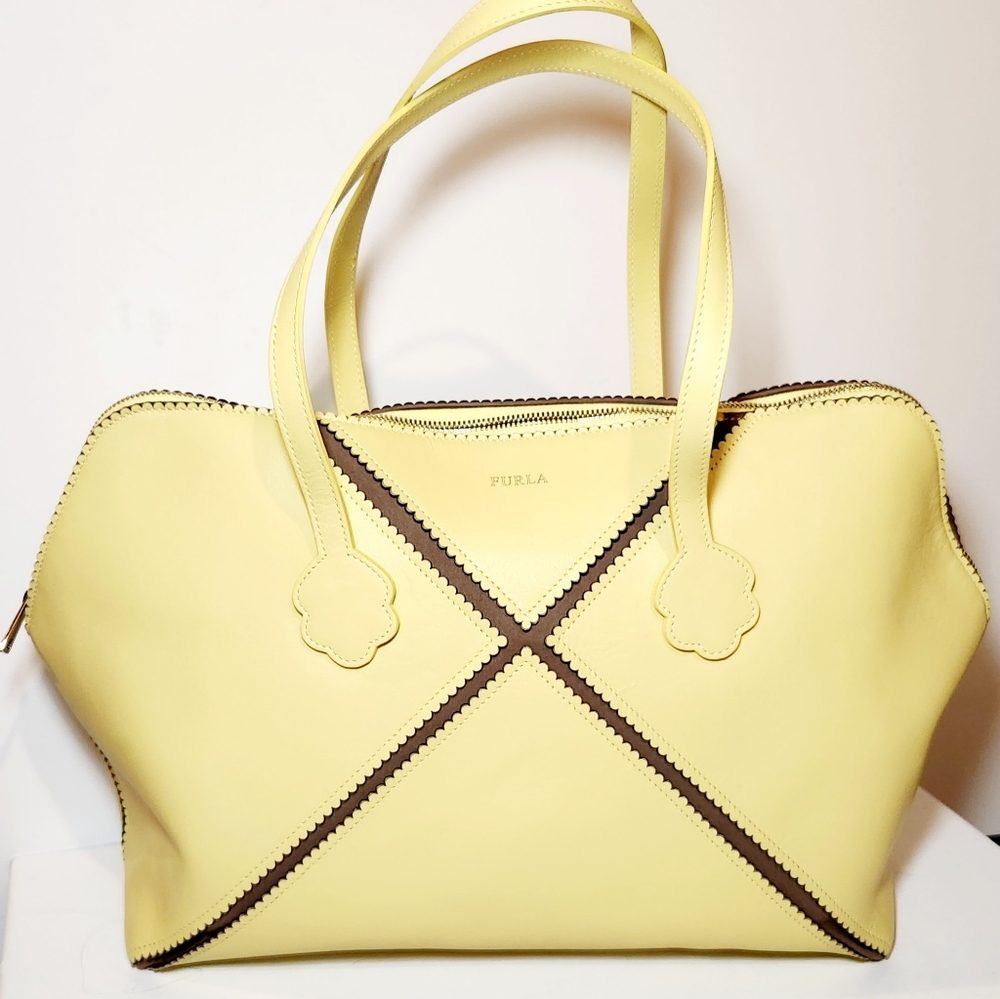 Furla light yellow merletto leather shoulder bag